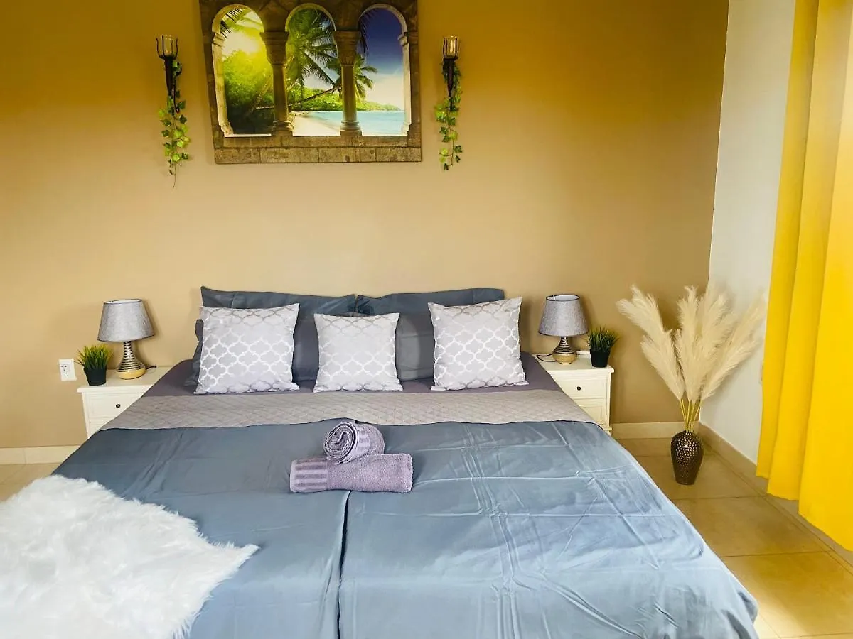 Apartment Villa Unique Willemstad