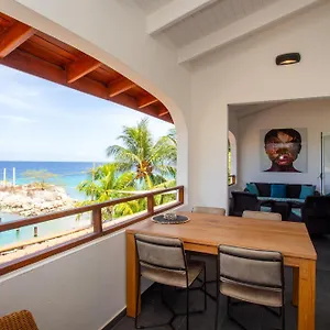 Atlantis House Apartment